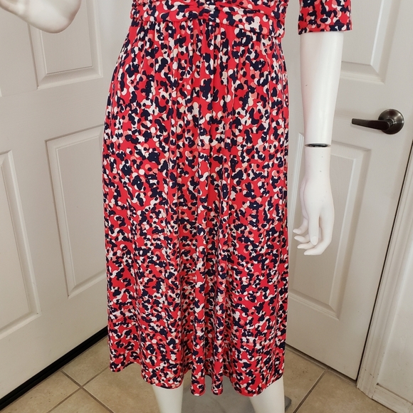 Vince Camuto Red and Black Patterned Midi Dress - Picture 2 of 12